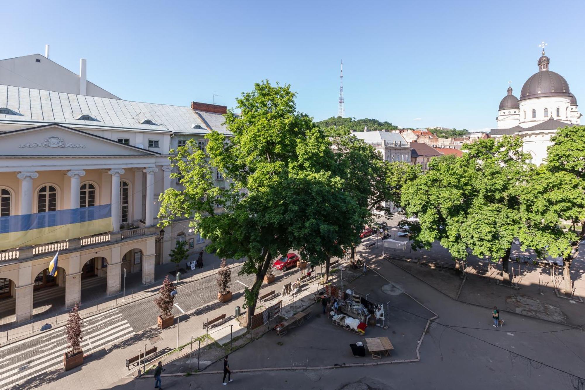 Квартира Віп В Центрі На Вулиці Проспект Свободи 22 Біля Оперного Театру Біля Вернісажу Lviv Dış mekan fotoğraf